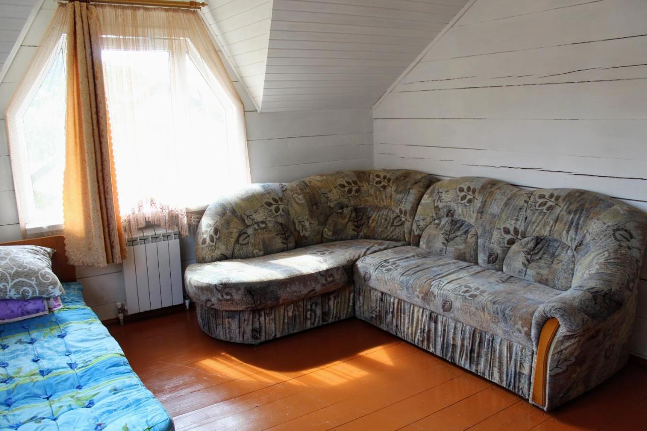 Hotel Мала Одеса à Yablunytsya Extérieur photo