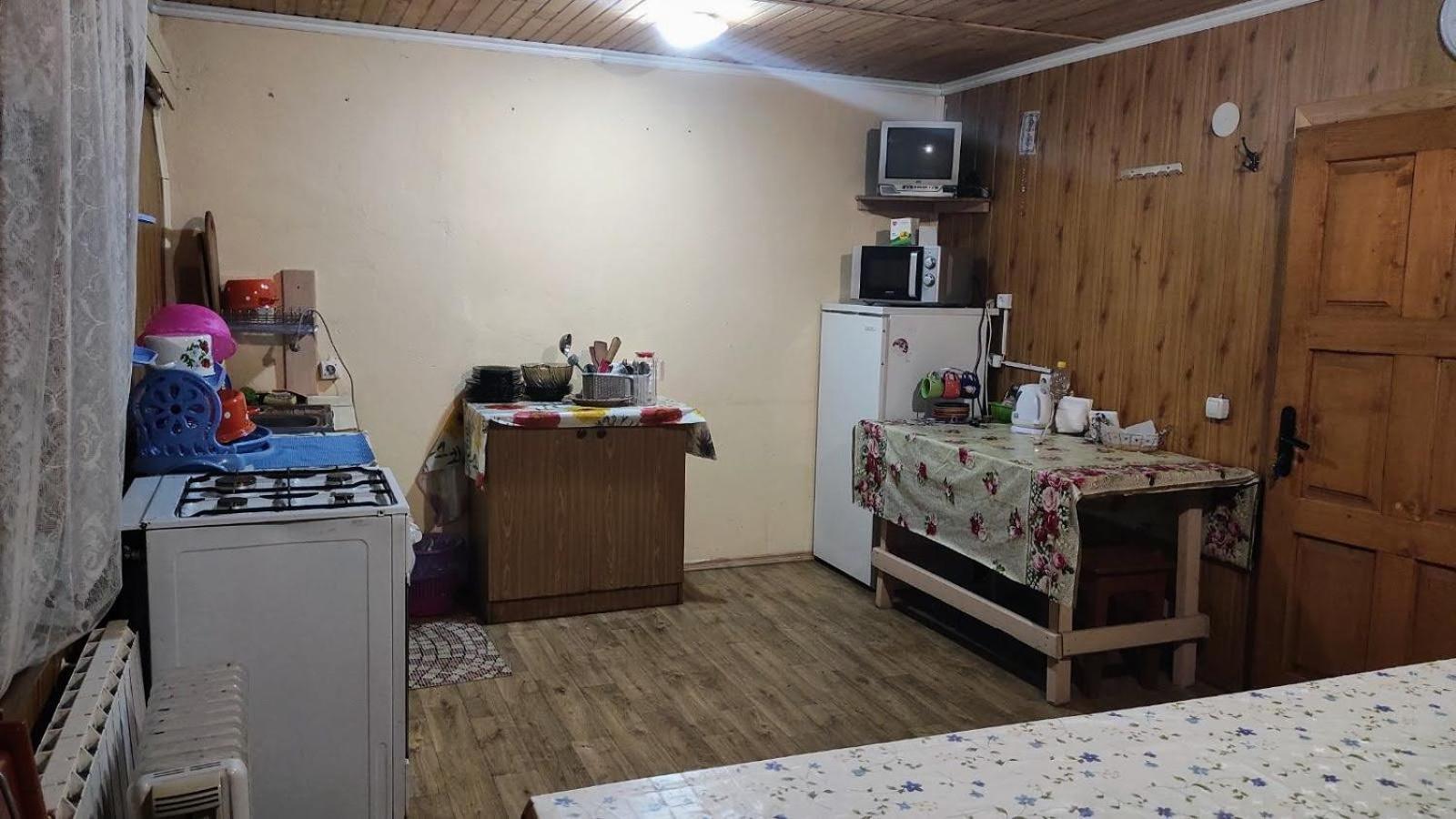 Hotel Мала Одеса à Yablunytsya Chambre photo